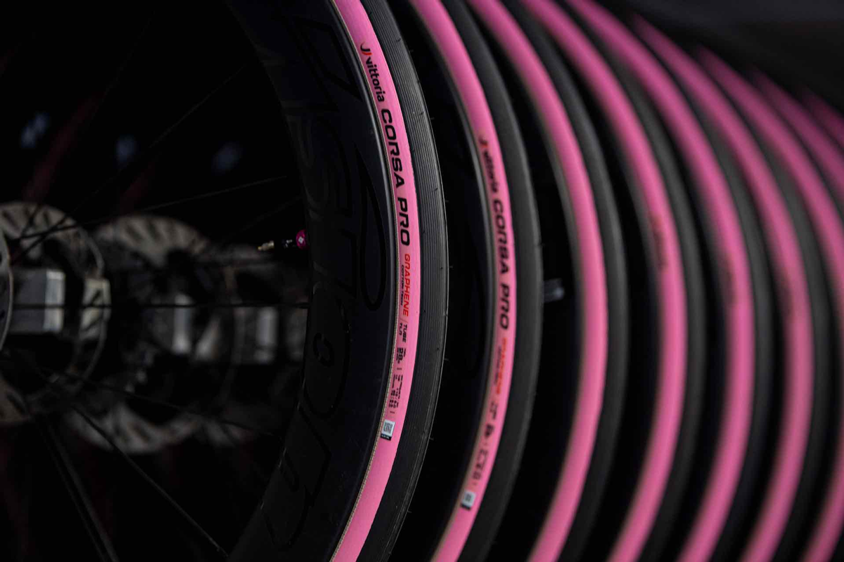 Vittoria Corsa Pro Pink
