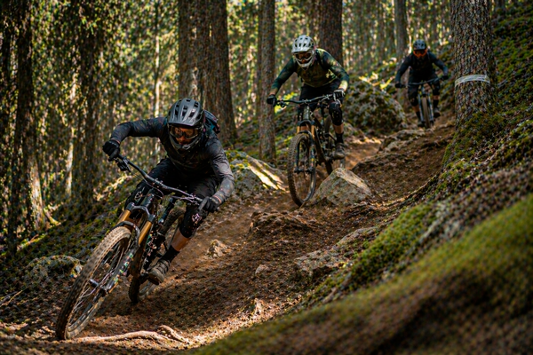 Shimano SLX vs XT